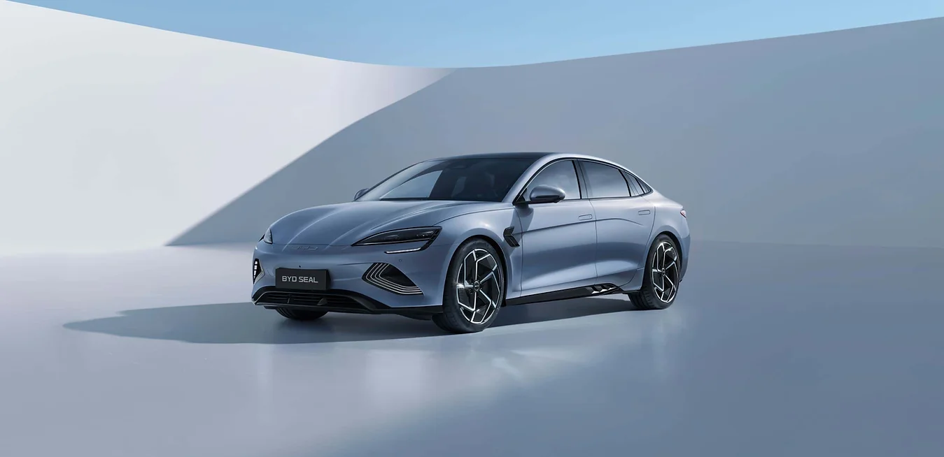 BYD supera Tesla em vendas de carros elétricos no último trimestre - Foto: BYD